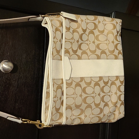 NWOT COACH Crossbody Purse